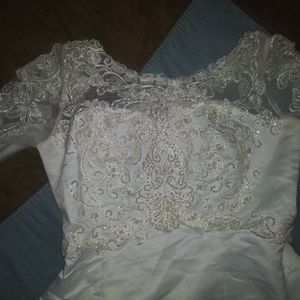 Wedding dress